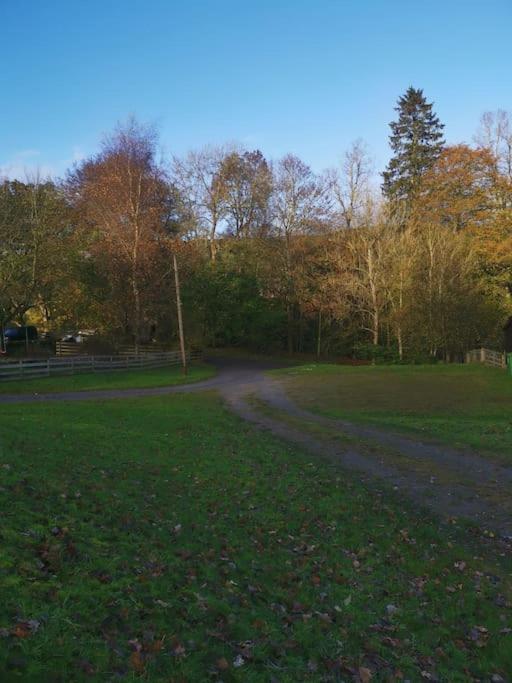 Riverside Lodge In Killiecrankie Bridge of Tilt Exterior photo